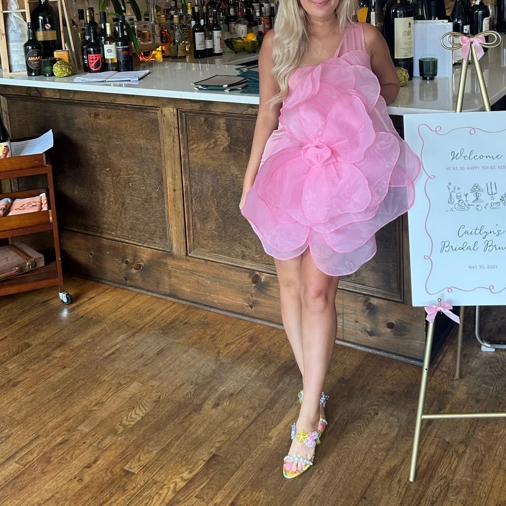 Pink Flower dress Nydia  - Bella Barnett - Picture 2 of 5